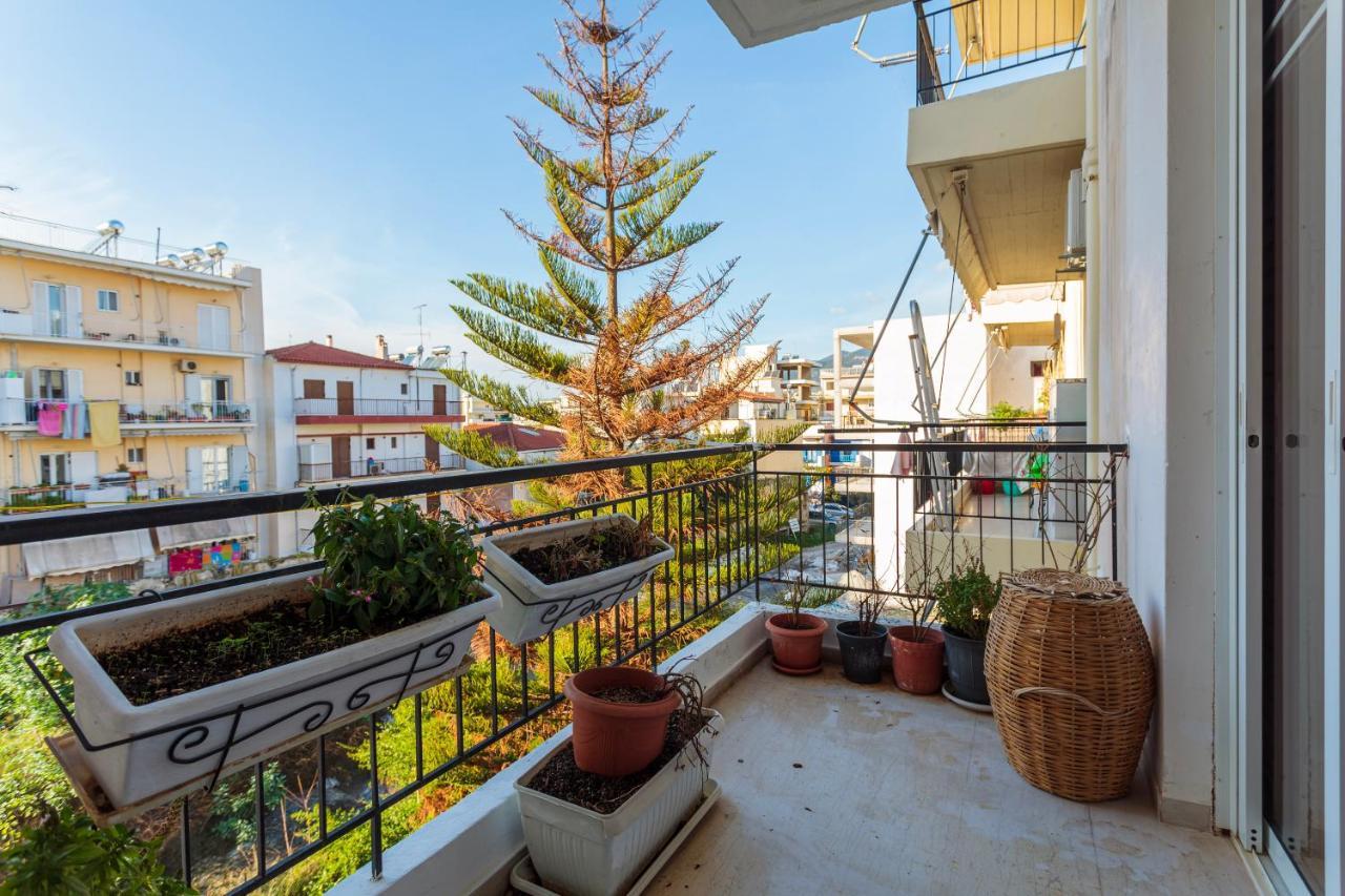 Bright Comfy Flat Near The Beach & The City Center Καλαμάτα Εξωτερικό φωτογραφία